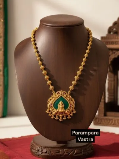Traditional Necklace Set - NEC006